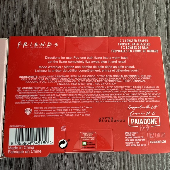 🔥HOST PICK🔥Friends Bath Set! - Picture 8 of 10